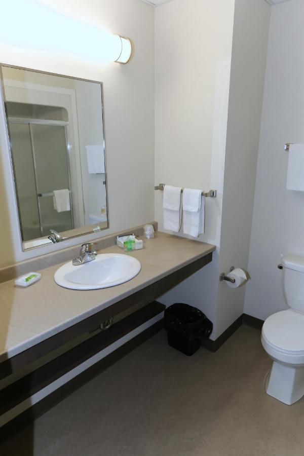 Crossroads Inn & Suites Paradise Dış mekan fotoğraf