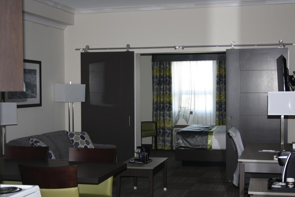 Crossroads Inn & Suites Paradise Dış mekan fotoğraf