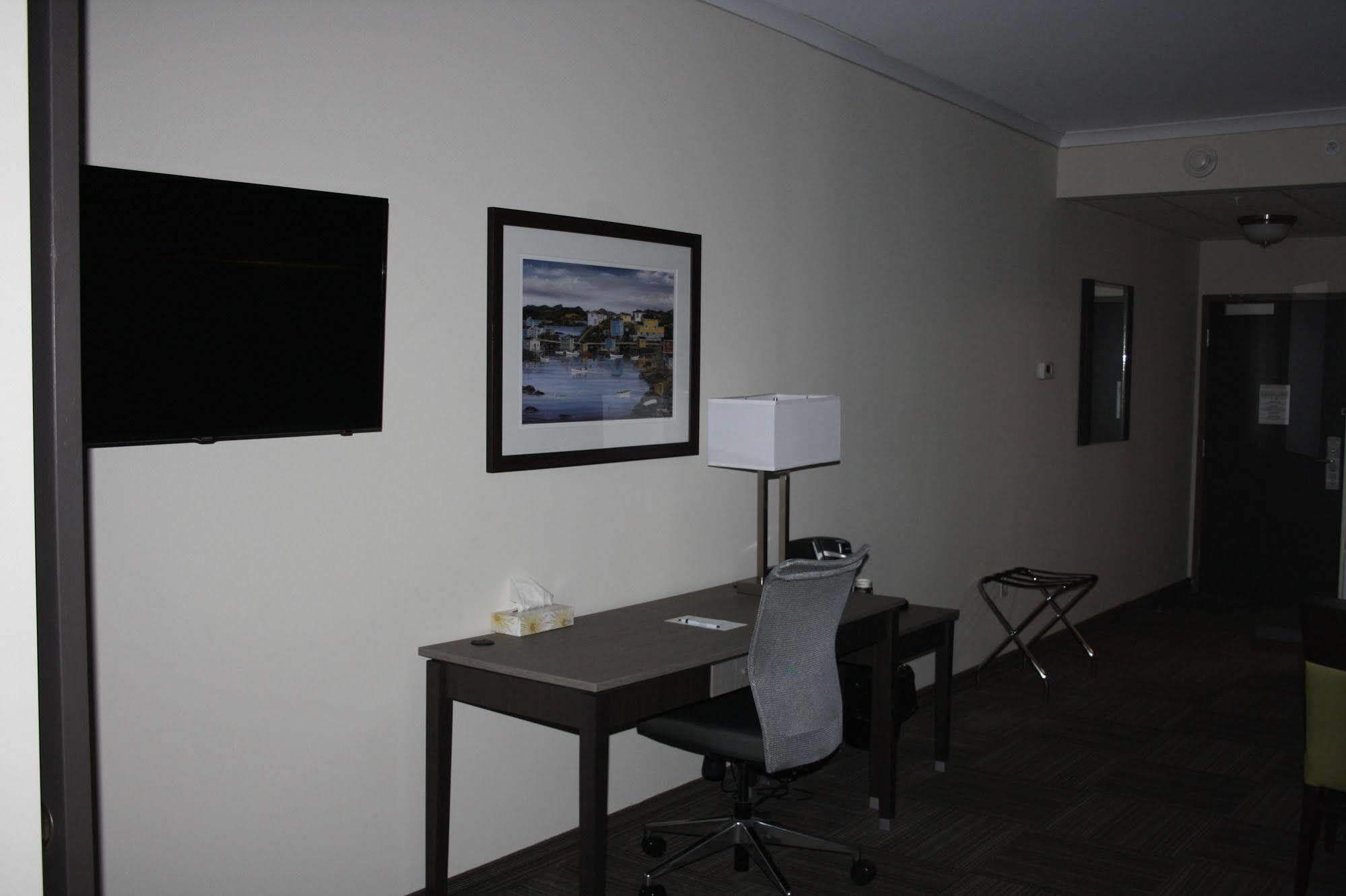 Crossroads Inn & Suites Paradise Dış mekan fotoğraf